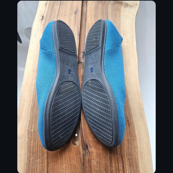 Rothy's Size 7 Topaz flats - Picture 3 of 3